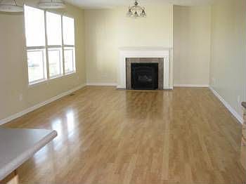 3rd image of 1227 Mornington Dr