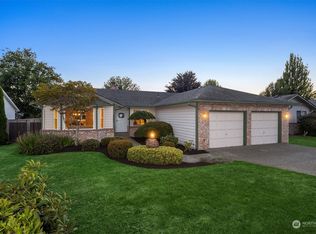 24329 10th Ave S, Des Moines, WA 98198