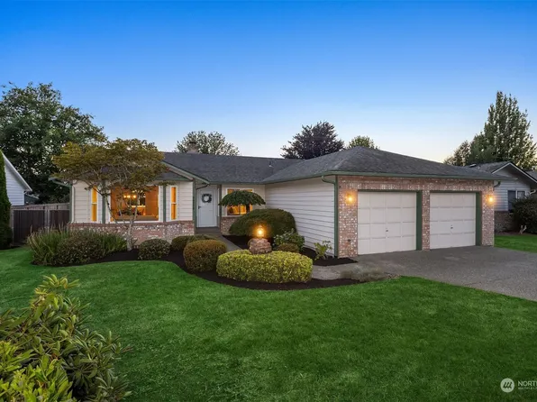 24329 10th Avenue S, Des Moines, WA 98198