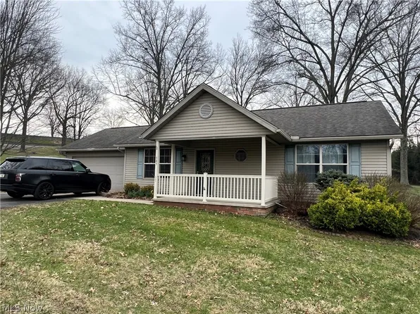 945 E Jackson St, Millersburg, OH 44654