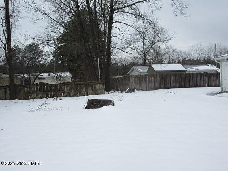 3rd image of 13 Ohio Avenue