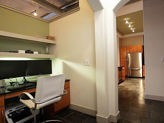 3rd image of 1901 Post Oak Blvd APT 803