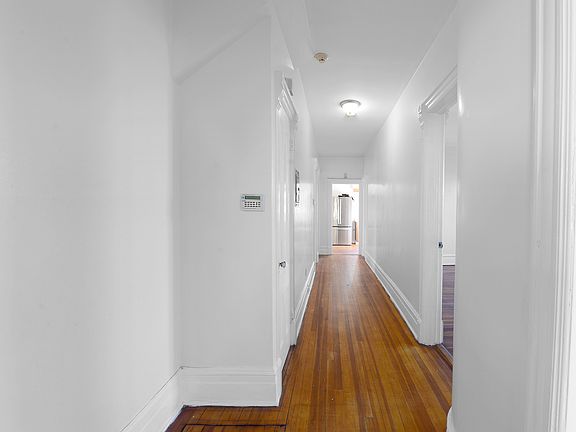 5th image of 57 Saratoga Ave #1