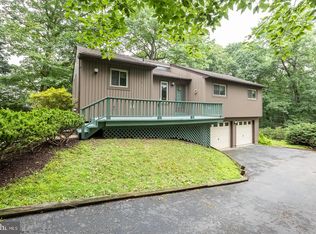 2213 Cranberry Ln, Coatesville, PA 19320