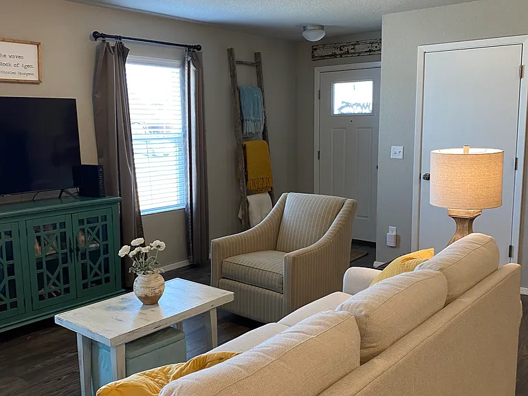 248 E Anabranch Ct #1 — Photo 5