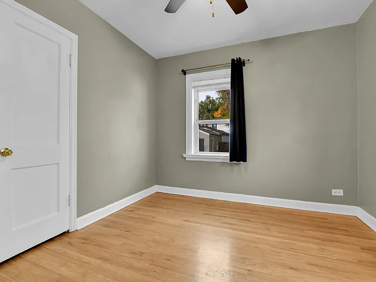 2245 S Franklin St — Photo 12