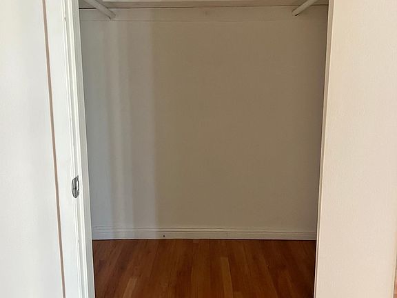2nd image of 1911 Selby Ave