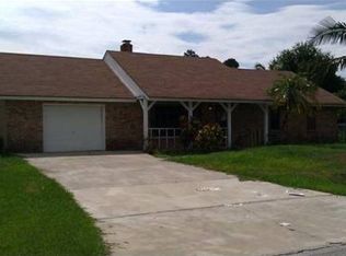 1710 SE Aires Ln, Port Saint Lucie, FL 34984