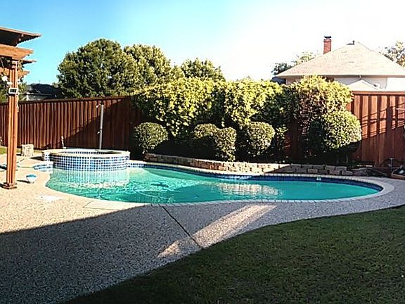 2nd image of 6300 Woodway Ln