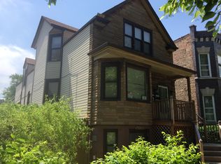 4111 W Cornelia Ave, Chicago, IL 60641