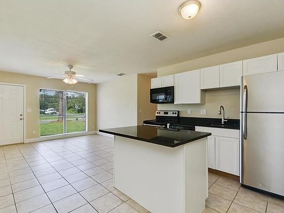 Island Kitchen