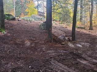 10 Bayside Dr, Saranac Lake, NY 12983