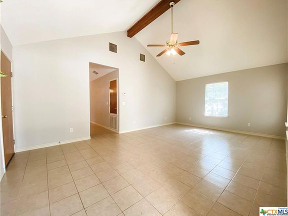 2nd image of 2025 N View Dr