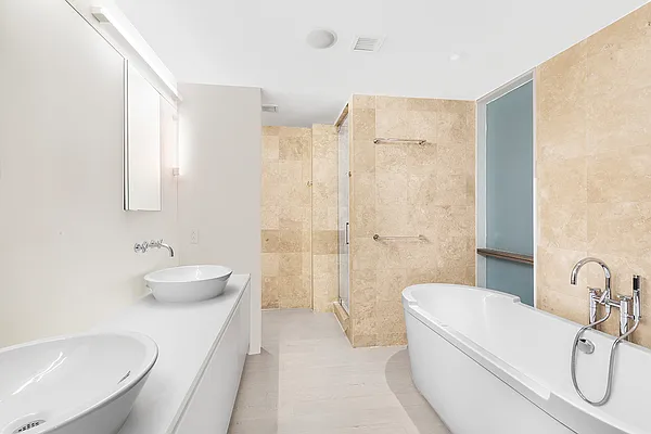 Rented by Compass | media 9