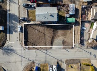 64 Centre Ave, Kamloops, BC V2C 1V2