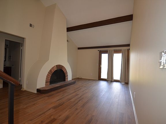 3rd image of 6933 W Fitzwater Rd