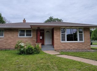 1624 Luella St N, Saint Paul, MN 55119