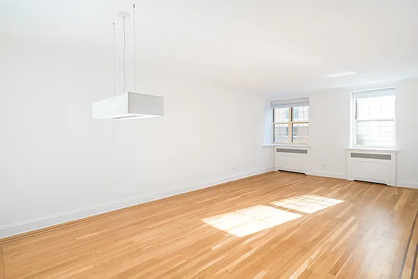 Sold by Compass | media 2