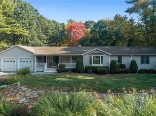 716 Old Smithfield Rd, North Smithfield, RI 02896