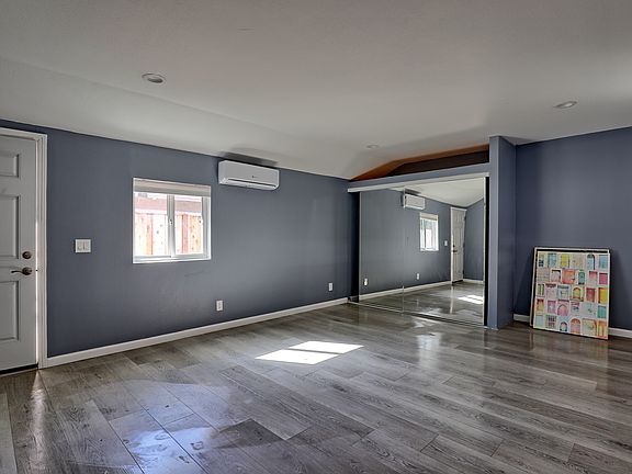5th image of 471 Hillsdale Ave #469
