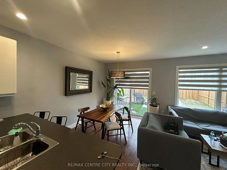 751 Freeport St — Photo 8