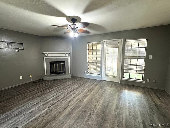 2nd image of 578 Hollow Wood Rd