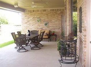 6822 Mistyleaf Ln, Sugar Land, TX 77479