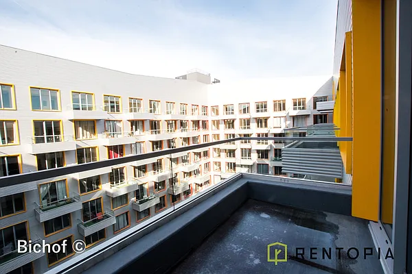 Rented by The KCI Group | media 98