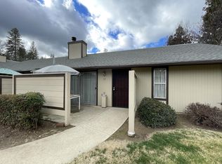 49400 River Park Rd APT 52, Oakhurst, CA 93644