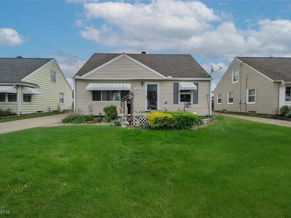 1152 Rockwood Ave SW, Canton, OH 44710