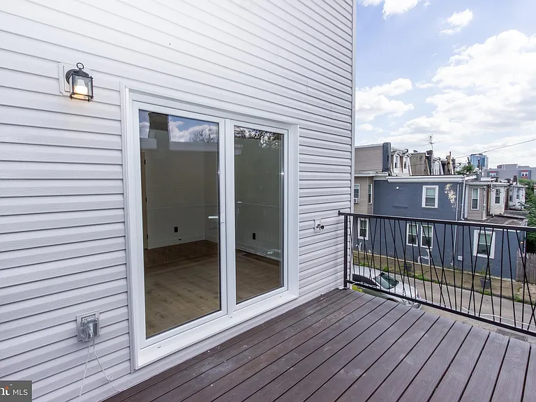 3604 Melon St #2 — Photo 12