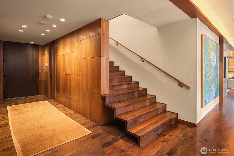 5th image of 715 2nd Avenue #1504