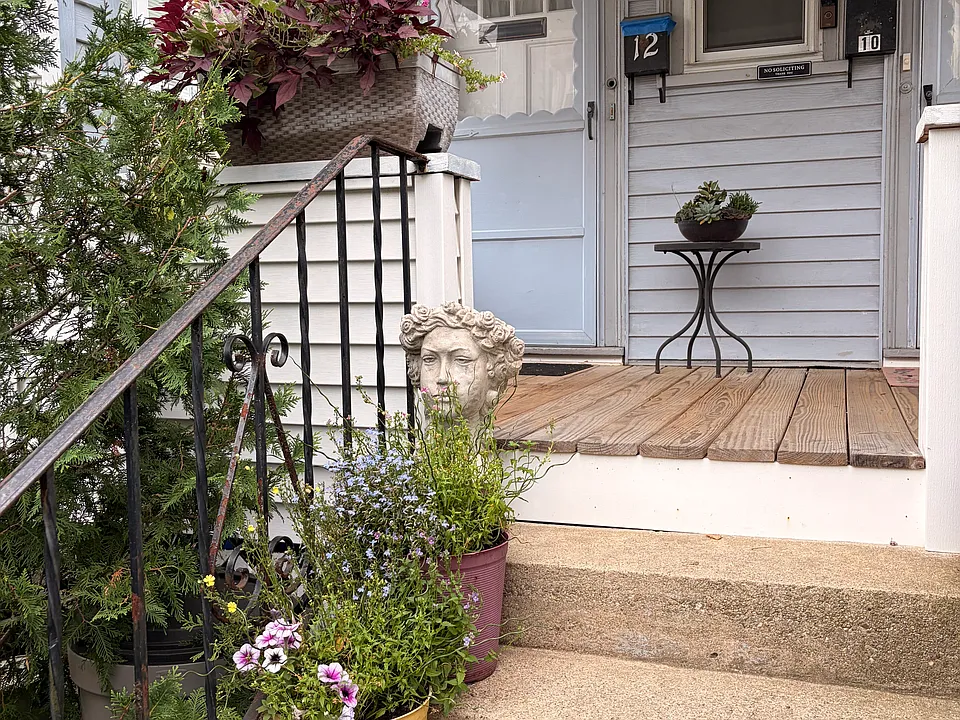 12 Tolman St #2