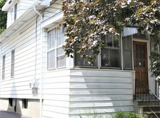 22 Regent St, Albany, NY 12202