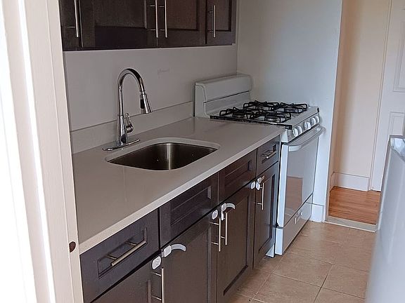 5th image of 144-24 37th Ave #7N