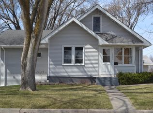 1209 N Oak St, Fergus Falls, MN 56537