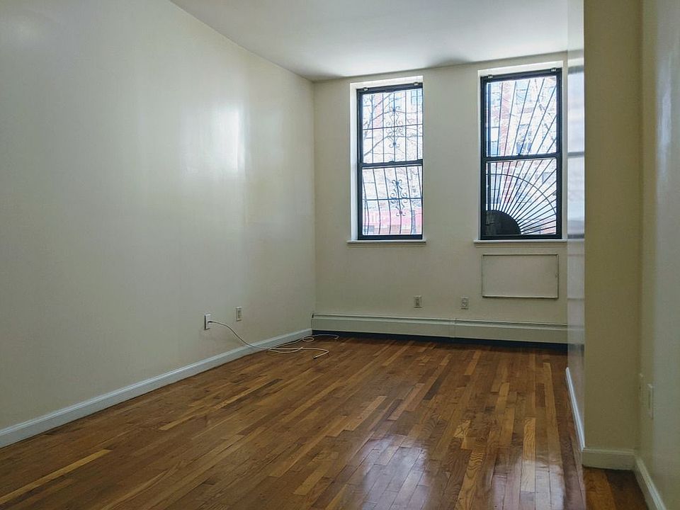 1st image of 304 Pleasant Ave APT 1N