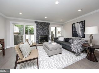 823 Lombard St, Philadelphia, PA 19147
