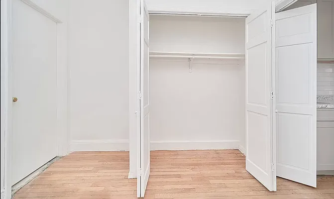 Rented by Living New York | media 12