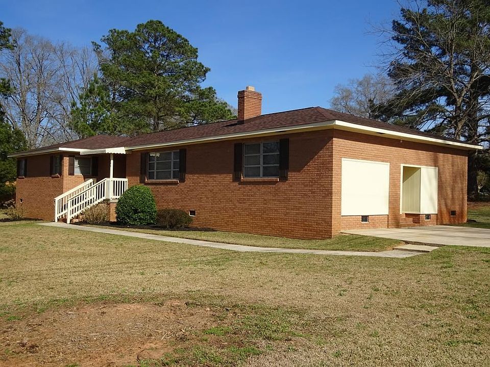 1st image of 304 Alabama Ave
