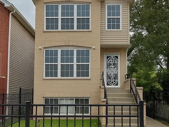 8447 S Gilbert Ct, Chicago, IL 60620