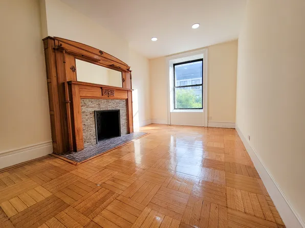 129 West 75th Street image 1 of 6