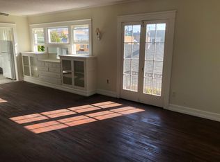 1039 E 2nd St, Long Beach, CA 90802