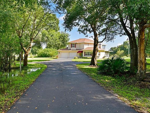 3rd image of 28055 Gopher Hill Rd