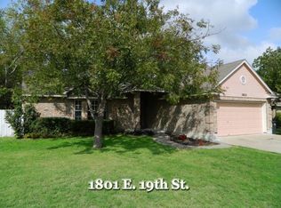 1801 E 19th St, Georgetown, TX 78626