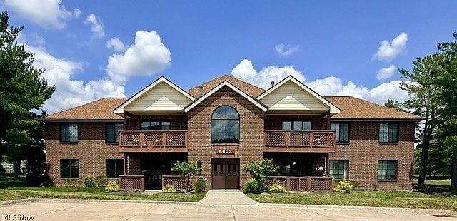 1st image of 8603 Scenicview Dr