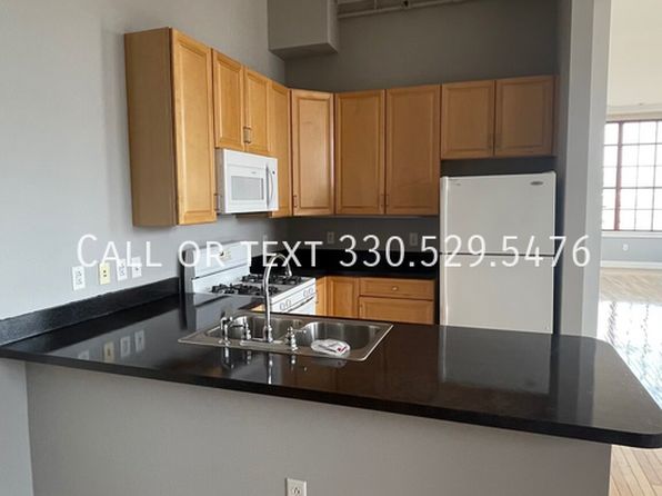 2404 Prospect Ave E #208