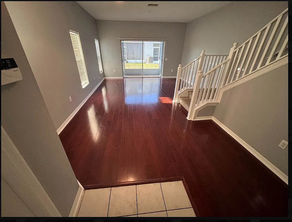 4 bed, 1576 sqft, $2,400 — Photo 1