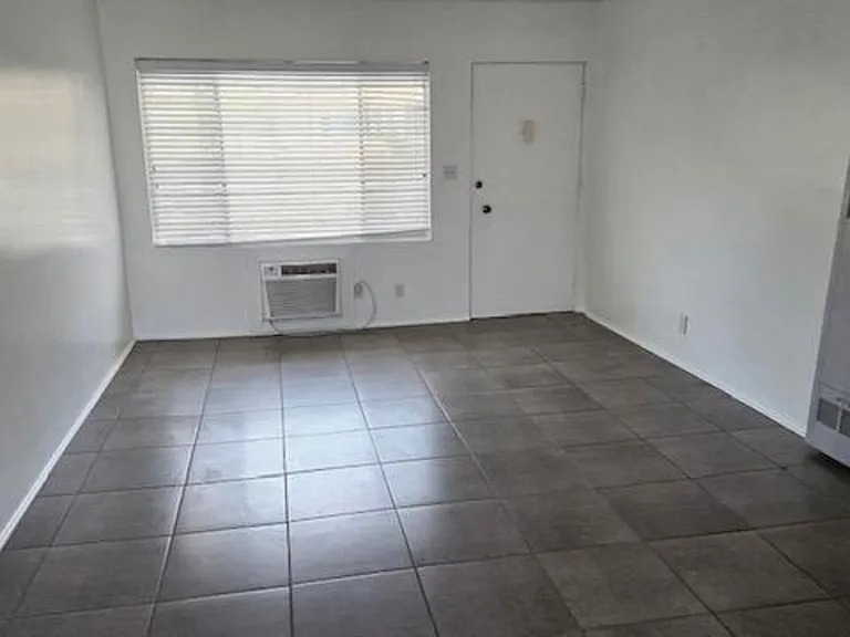 2290 S Palm Canyon Dr #114 — Photo 11