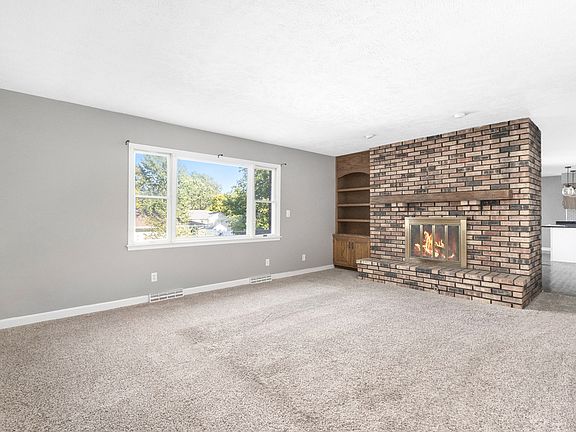 2nd image of 1805 Jana Ln